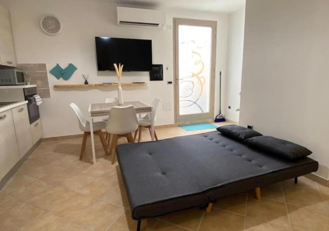 Loft Comodo Ed Elegante • Wi-Fi E Colazione Sanluri Eksteriør bilde